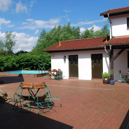 In Dargun, Mecklenburg Mit Schwimmbad *